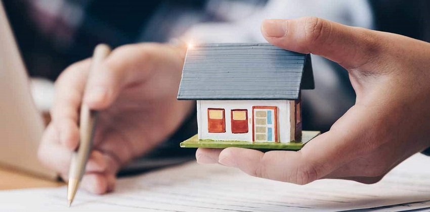 SBI to refund home loan borrowers if builder delays project